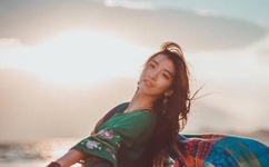 护士被强摁做开腿呻吟的漫画